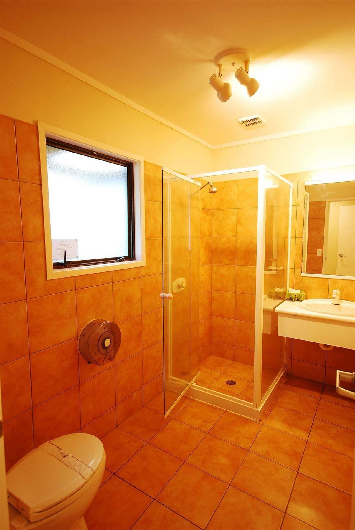 Baden Lodge Motel - Private Spa Bath Rotorua Exterior foto